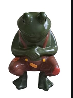 Green Frog Sculpture with Brown Overalls - Decorative Home Art